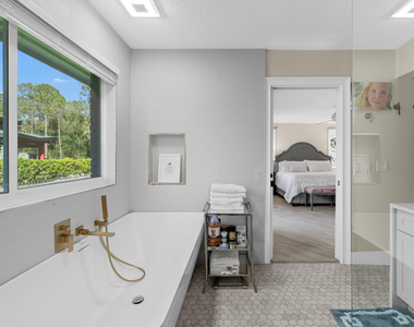15161 Collecting Canal Road - Photo Thumbnail 51