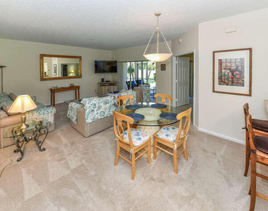 4105 Fairway Drive N - Photo Thumbnail 9