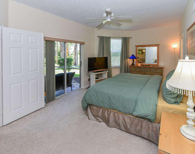 4105 Fairway Drive N - Photo Thumbnail 17