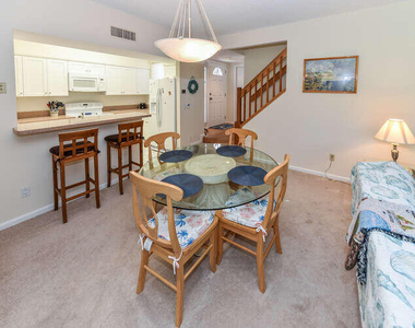 4105 Fairway Drive N - Photo Thumbnail 15