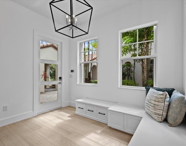 877 Taft Court - Photo Thumbnail 6