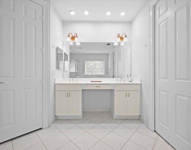877 Taft Court - Photo Thumbnail 21