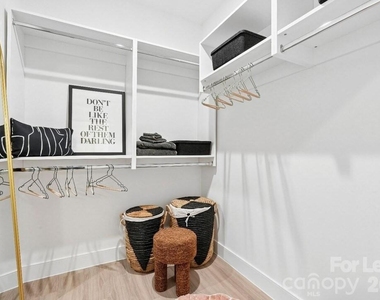 2222 N Tryon Street - Photo Thumbnail 38