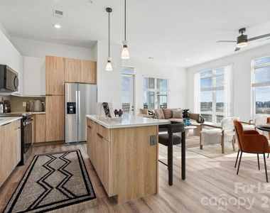 2222 N Tryon Street - Photo Thumbnail 27