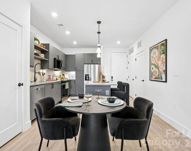 2222 N Tryon Street - Photo Thumbnail 33
