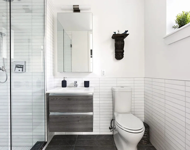 52 Convent Avenue - Photo Thumbnail 5