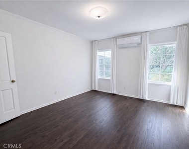 18 Woodland Lane - Photo Thumbnail 17