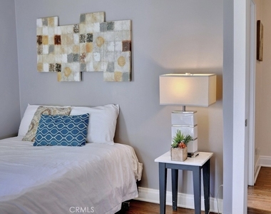 5150 Romaine Street - Photo Thumbnail 16