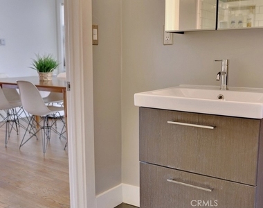 5150 Romaine Street - Photo Thumbnail 9