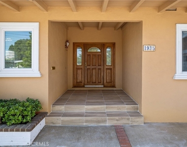 1935 W 1st - Photo Thumbnail 3