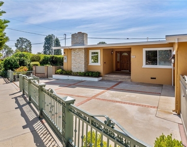 1935 W 1st - Photo Thumbnail 2