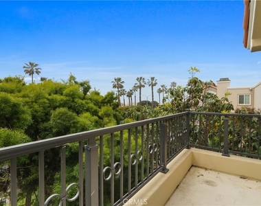 6031 Shadowbrook - Photo Thumbnail 19