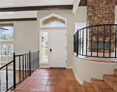 6031 Shadowbrook - Photo Thumbnail 2