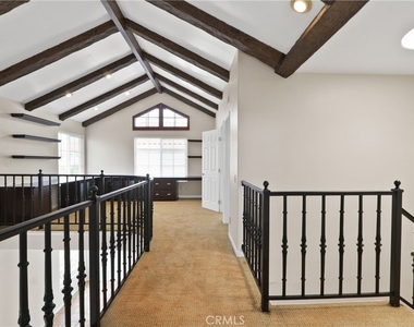 6031 Shadowbrook - Photo Thumbnail 10