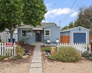 586 Del Mar - Photo Thumbnail 1