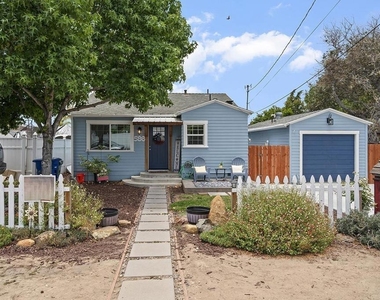 586 Del Mar - Photo Thumbnail 2