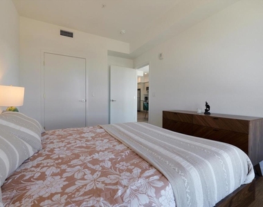 18900 Parthenia Street - Photo Thumbnail 23
