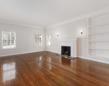 1726 N Vista Street - Photo Thumbnail 3