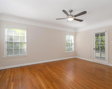 1726 N Vista Street - Photo Thumbnail 28
