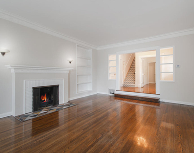 1726 N Vista Street - Photo Thumbnail 4