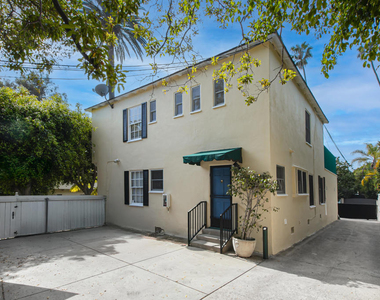 1726 N Vista Street - Photo Thumbnail 33