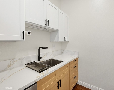 8328 Regents Road - Photo Thumbnail 10