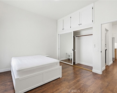 8328 Regents Road - Photo Thumbnail 15