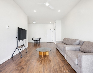 8328 Regents Road - Photo Thumbnail 7