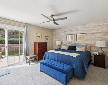1767 Woodbine Place - Photo Thumbnail 21
