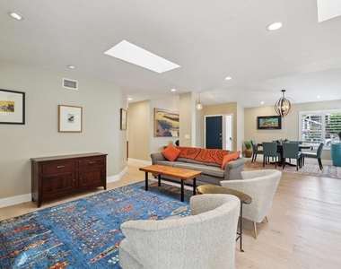 1767 Woodbine Place - Photo Thumbnail 7