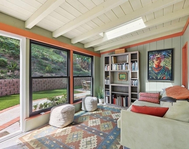 1767 Woodbine Place - Photo Thumbnail 40
