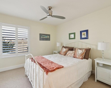 1767 Woodbine Place - Photo Thumbnail 32