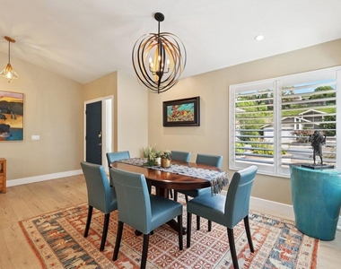 1767 Woodbine Place - Photo Thumbnail 3