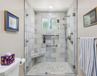 1767 Woodbine Place - Photo Thumbnail 25
