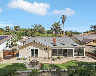 1767 Woodbine Place - Photo Thumbnail 48