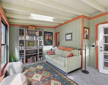 1767 Woodbine Place - Photo Thumbnail 39
