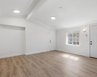 8894 Indiana Avenue - Photo Thumbnail 1