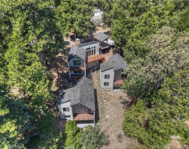 441 Oriole Drive - Photo Thumbnail 9