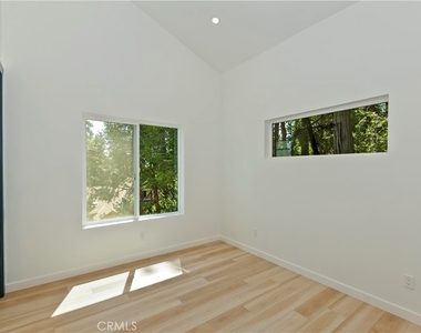 441 Oriole Drive - Photo Thumbnail 31