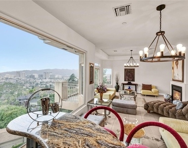 876 Harrington - Photo Thumbnail 13