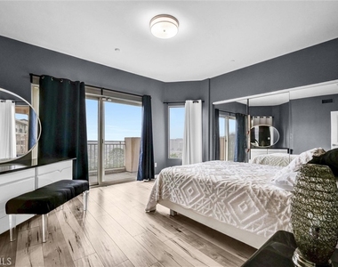 876 Harrington - Photo Thumbnail 31