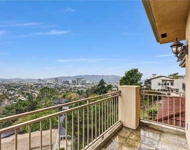 876 Harrington - Photo Thumbnail 10