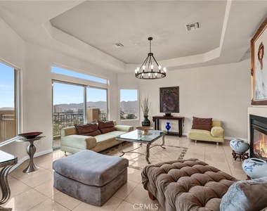 876 Harrington - Photo Thumbnail 8