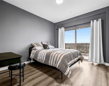 876 Harrington - Photo Thumbnail 29