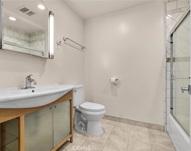 876 Harrington - Photo Thumbnail 32
