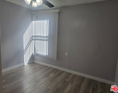 4929 Lynnfield Street - Photo Thumbnail 5