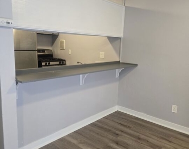 4929 Lynnfield Street - Photo Thumbnail 2