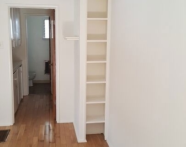 939 N Stanley Avenue - Photo Thumbnail 3