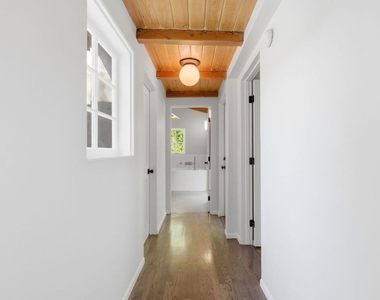 9820 Yoakum Drive - Photo Thumbnail 23