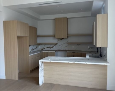 3846 Bentley Avenue - Photo Thumbnail 2